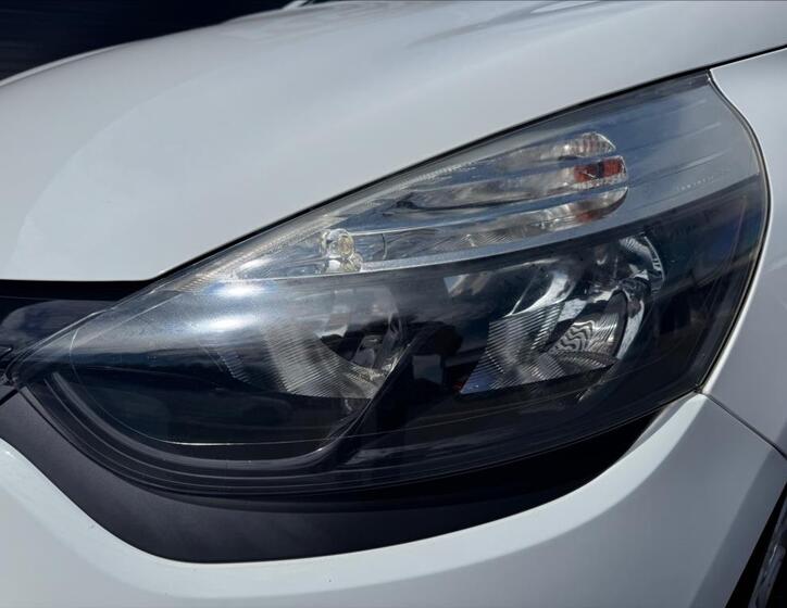 Renault Clio 23