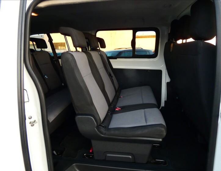 Toyota ProAce 10