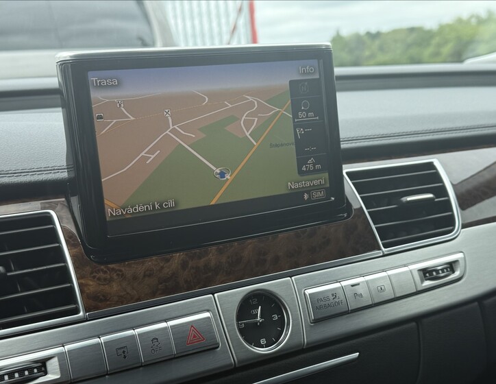 Audi A8 20