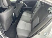 Toyota Avensis 13