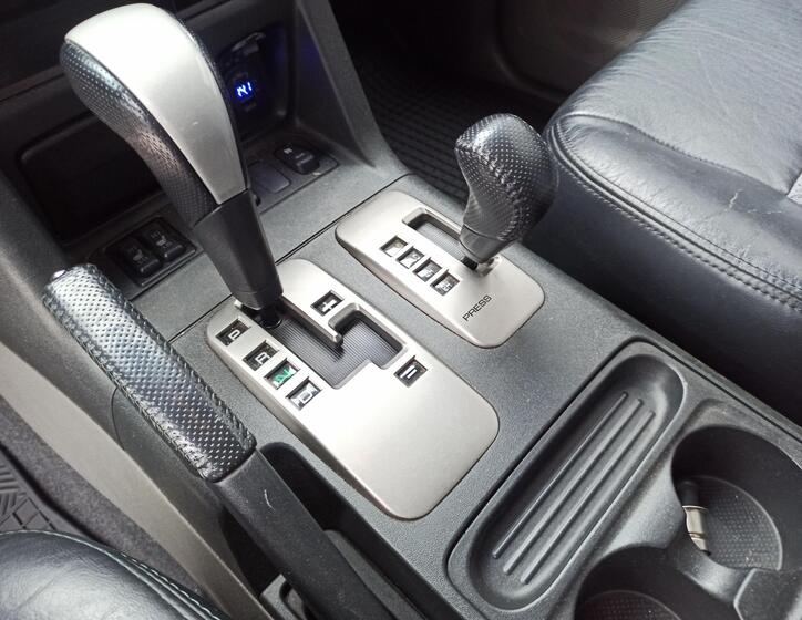 Mitsubishi Pajero 15