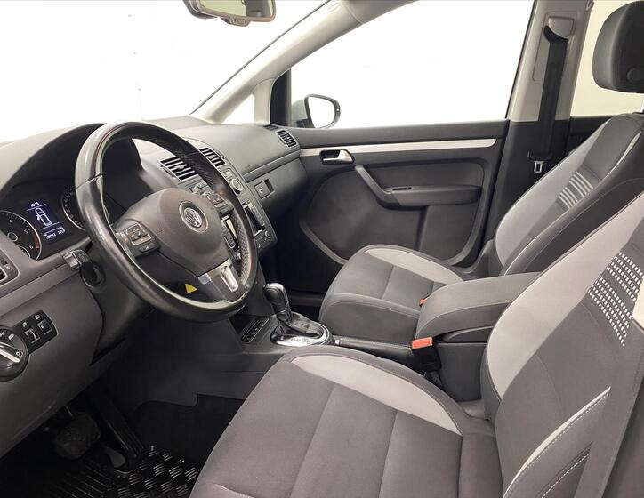 Volkswagen Touran 5