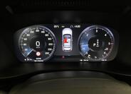 Volvo XC40 13