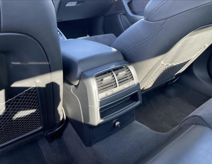 Audi A6 35