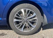 Toyota Avensis 9