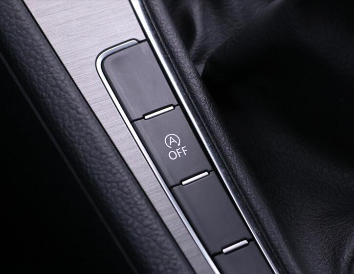 Volkswagen Golf 23