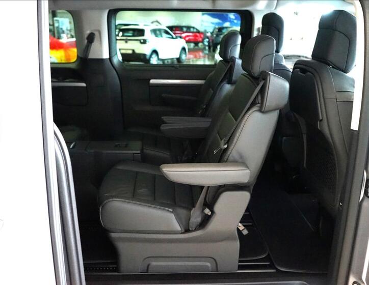 Citroën SpaceTourer 13