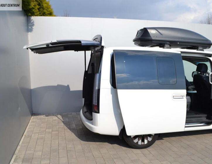 Hyundai Staria 30