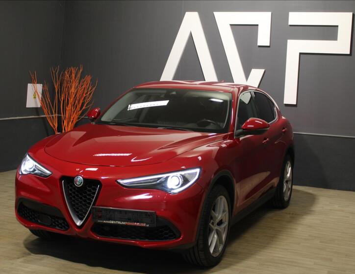 Alfa Romeo Stelvio 2