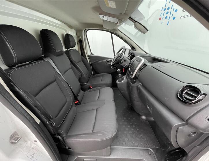 Renault Trafic 14