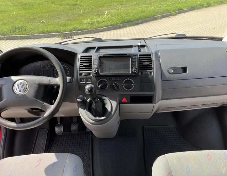 Volkswagen Transporter 13