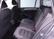 Volkswagen Golf 16