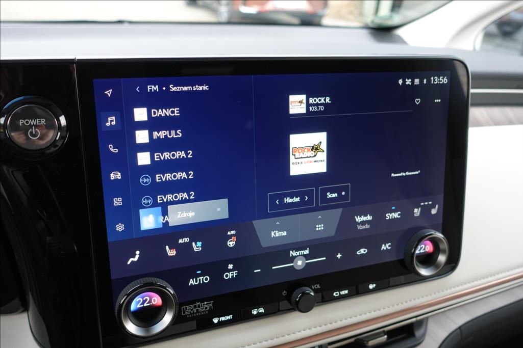 Lexus LM 350h