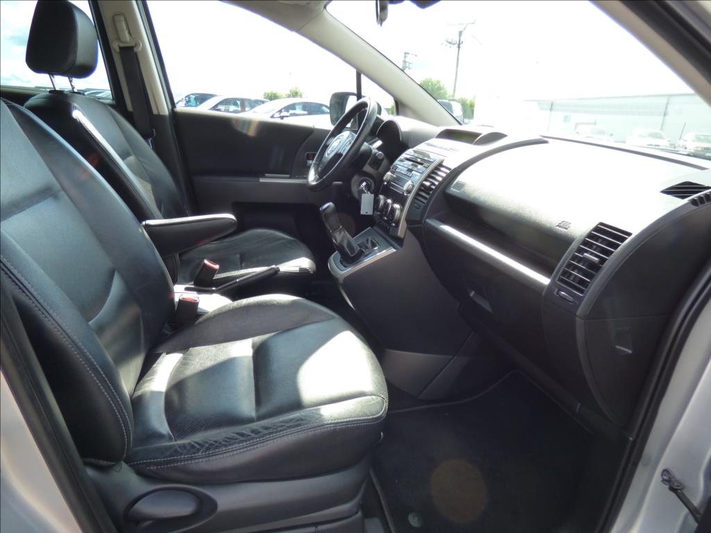 Mazda 5