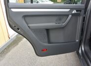 Volkswagen Touran 23