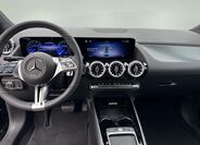 Mercedes-Benz EQA 11