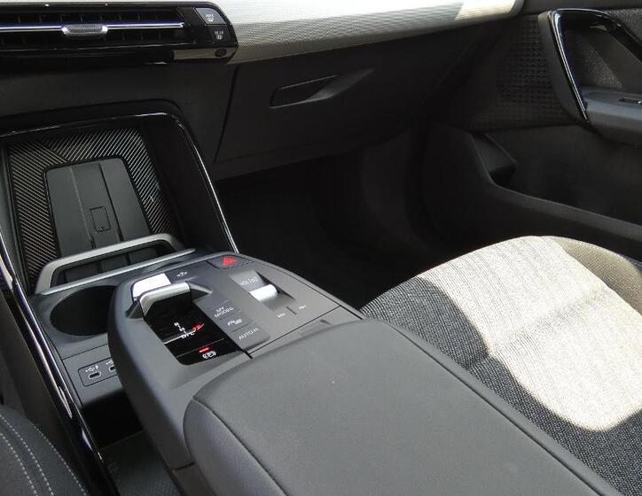 BMW X1 6
