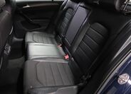 Volkswagen Golf 10
