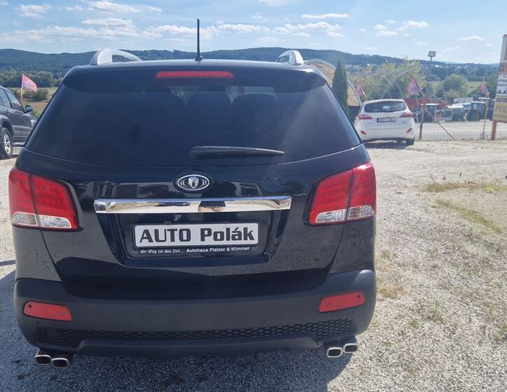KIA Sorento 4