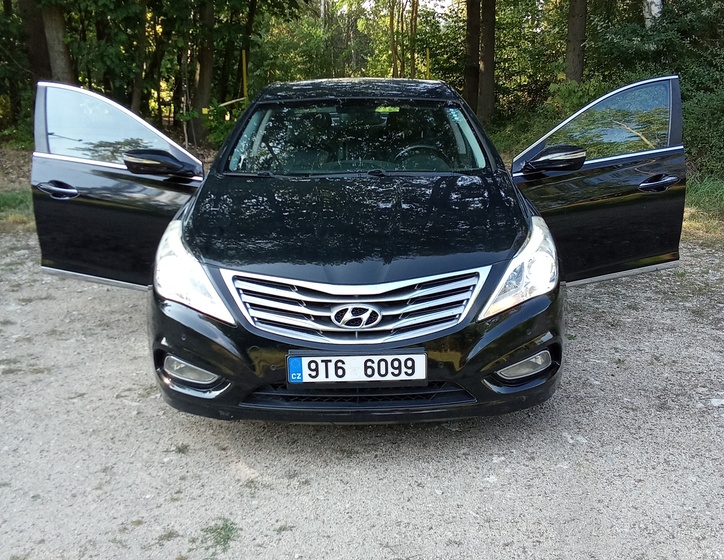 Hyundai Grandeur 1
