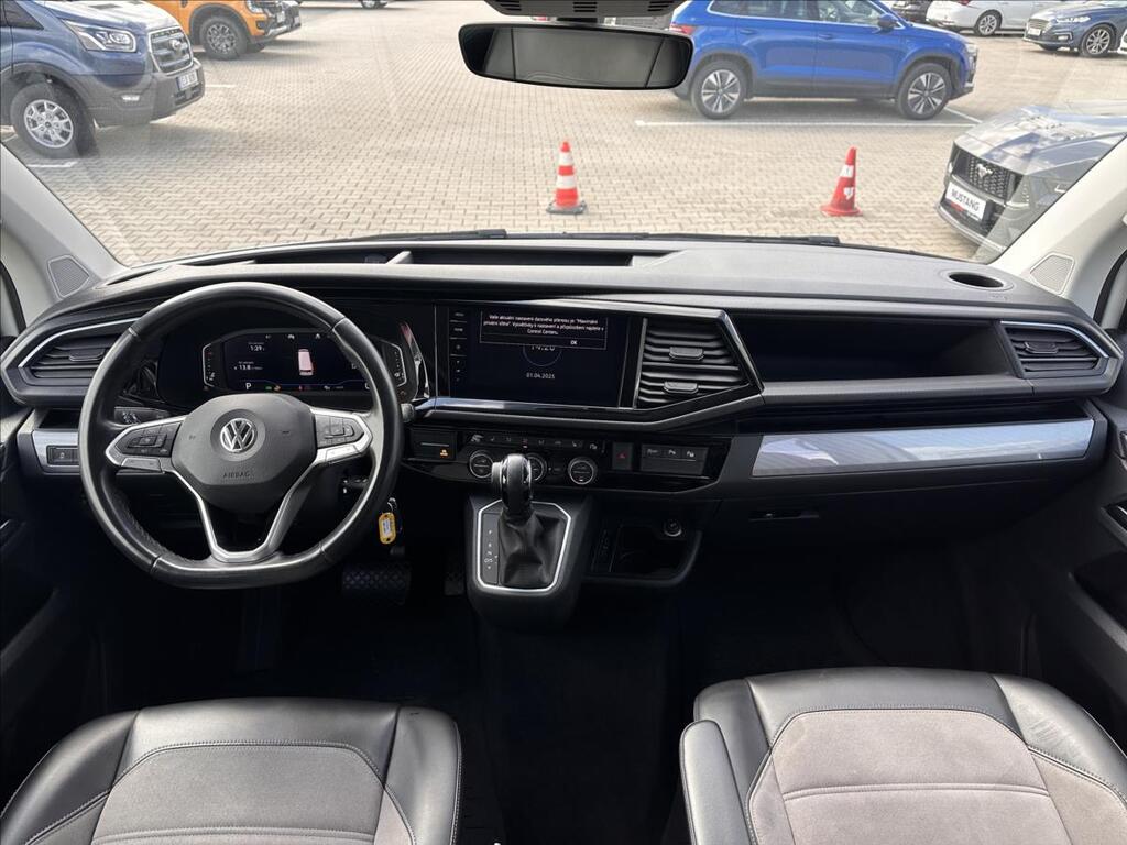 Volkswagen Multivan 26