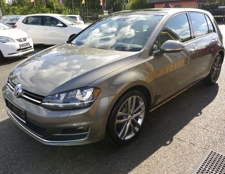 Volkswagen Golf 1