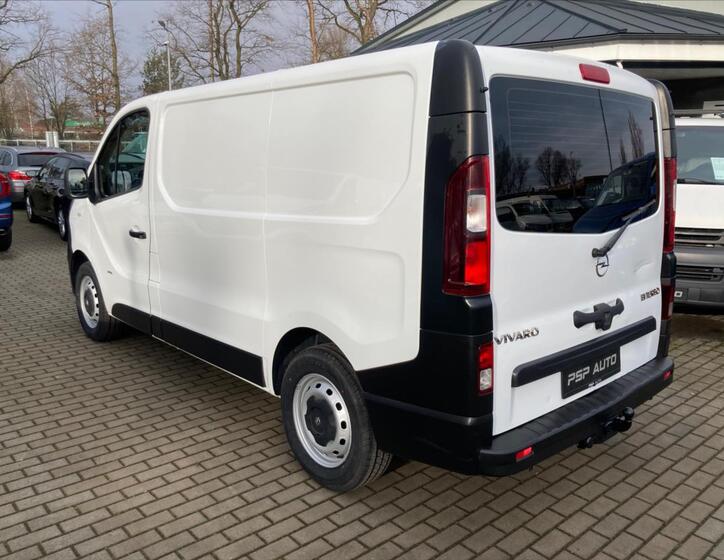Opel Vivaro 7