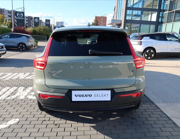 Volvo XC40 6