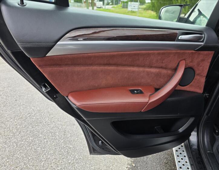 BMW X6 24