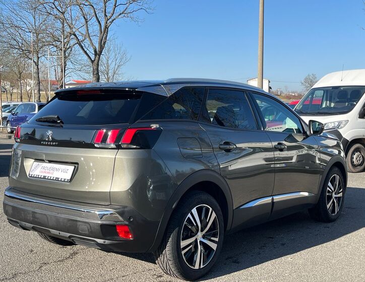 Peugeot 3008 5