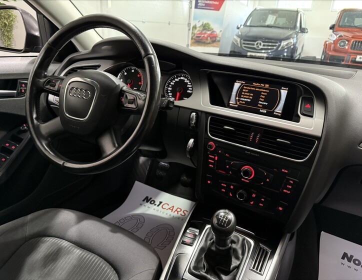 Audi A4 16