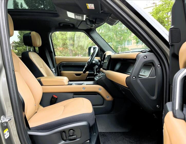 Land Rover Defender 40