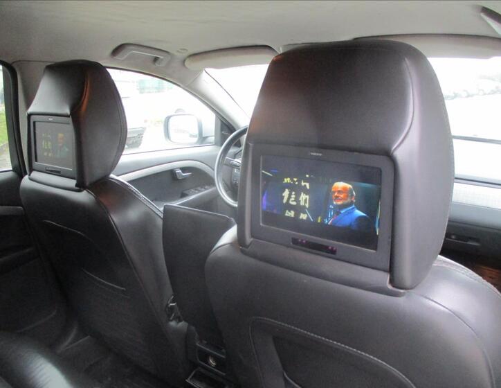 Volvo XC70 23