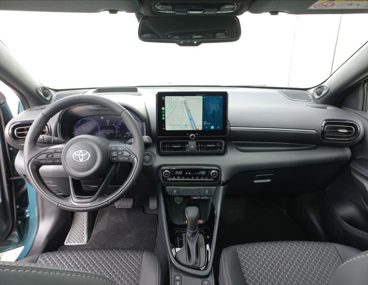 Toyota Yaris 15