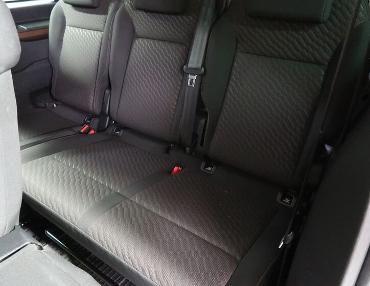 Toyota ProAce 11