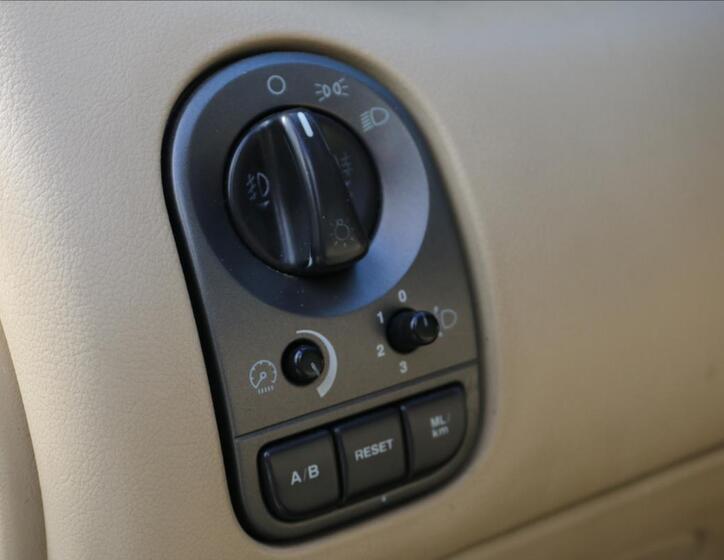 Jaguar X-Type 20