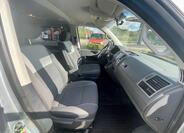 Volkswagen Multivan 17