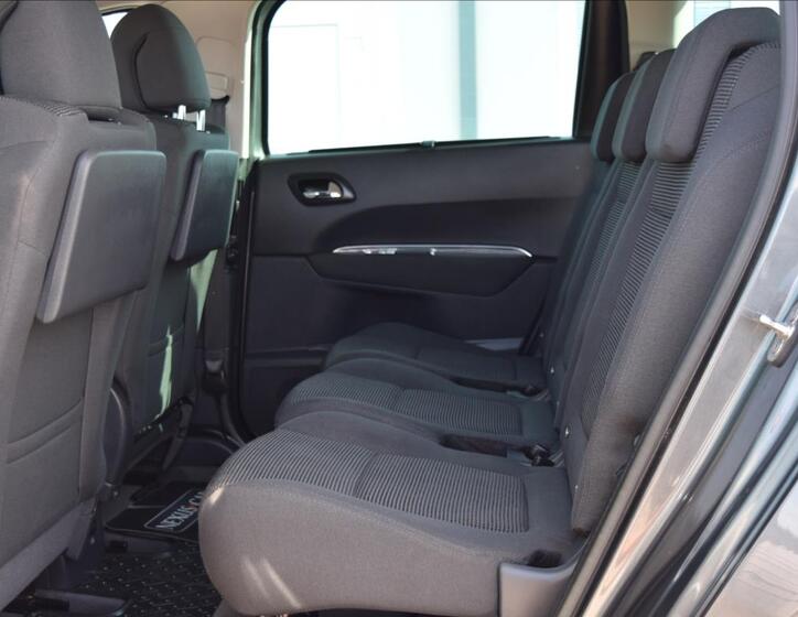 Peugeot 5008 17