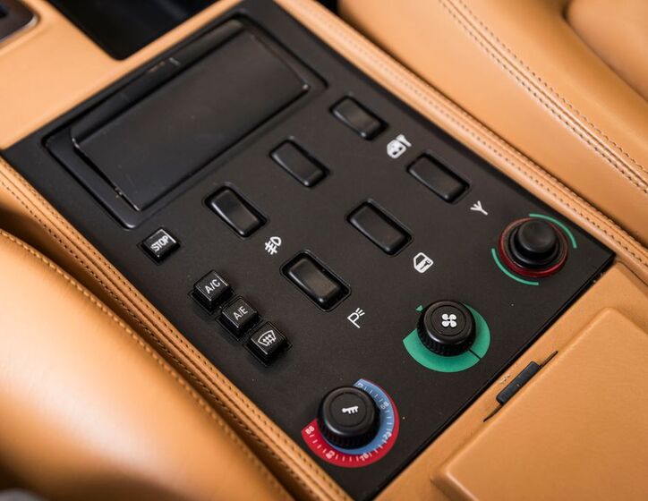 Ferrari Mondial 21