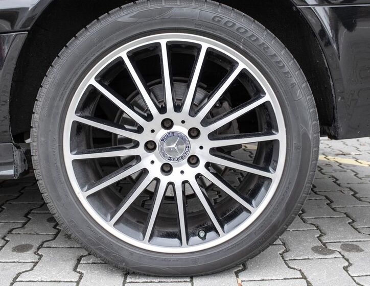 Mercedes-Benz Viano 19