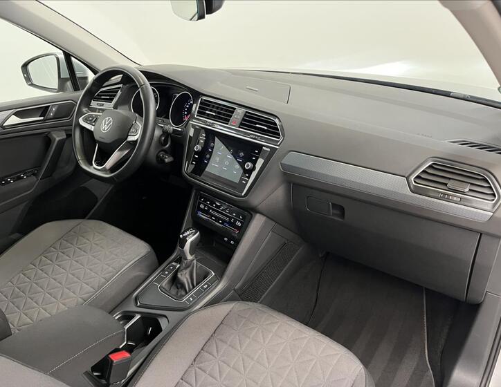 Volkswagen Tiguan 19