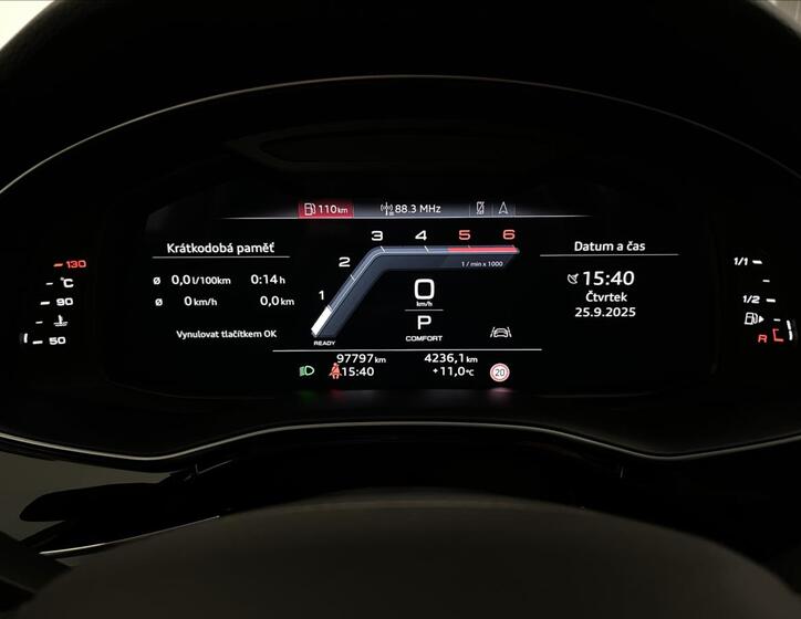 Audi Q7 15