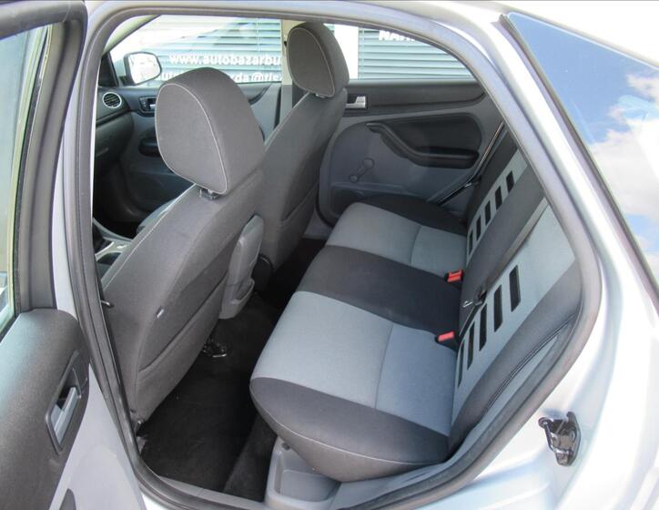 Ford Focus 19