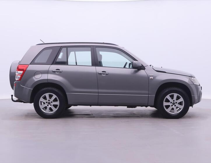 Suzuki Grand Vitara 7