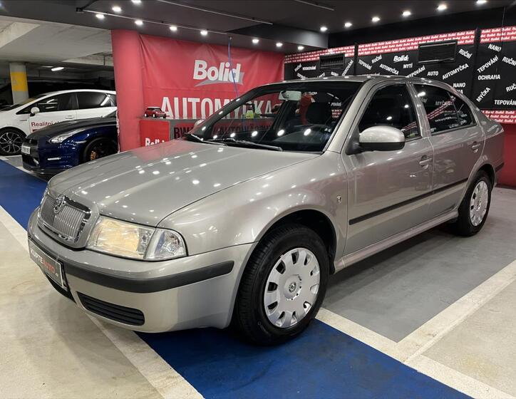 Škoda Octavia 1
