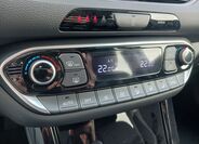 Hyundai i30 23