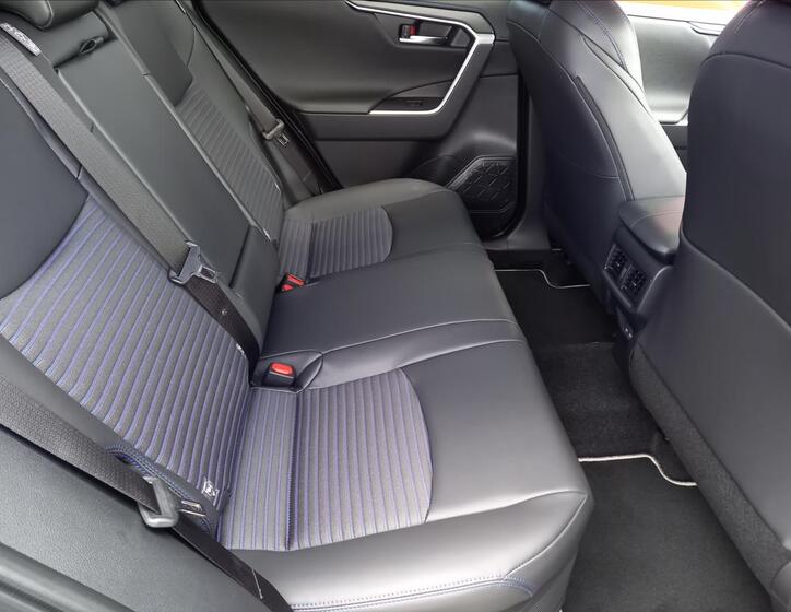 Toyota RAV4 9