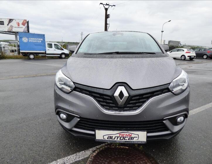 Renault Scénic 8