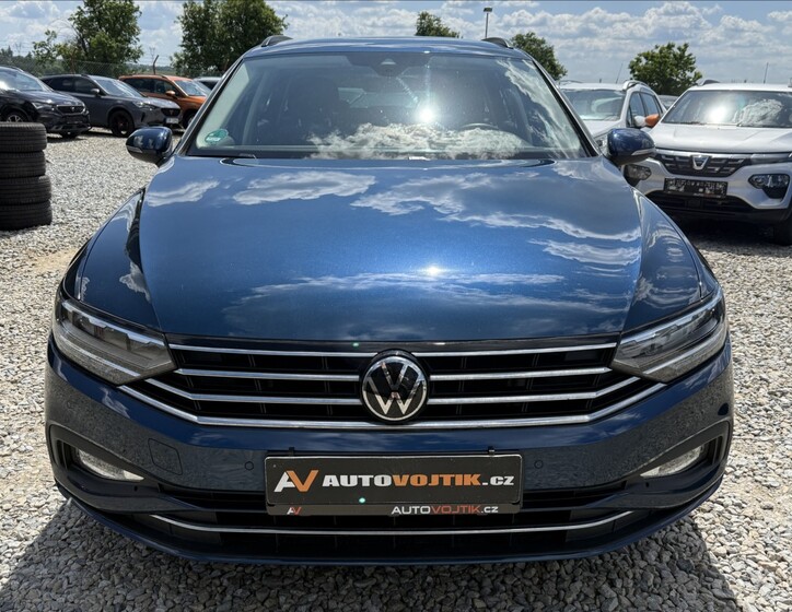 Volkswagen Passat 1