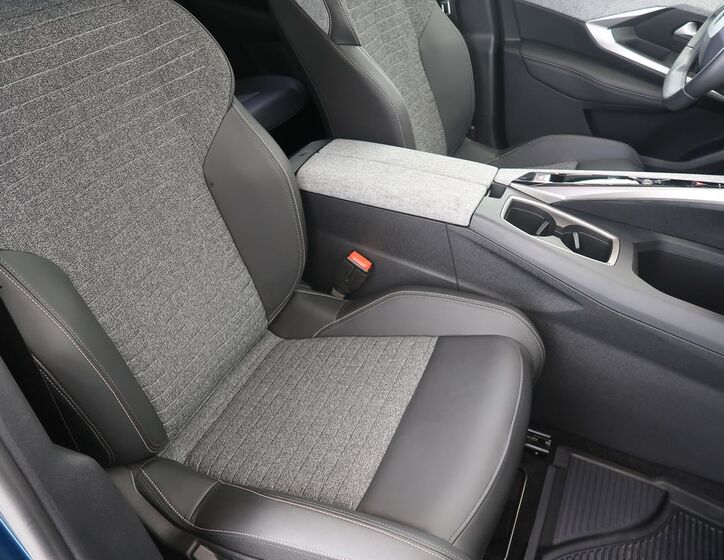 Peugeot 5008 16